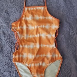 Girls one piece bathing suit